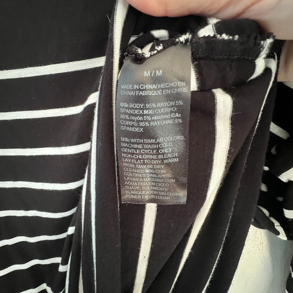 White House Black‎ Market Striped Ruched Side Boatneck Top Black White M - Picture 6 of 8